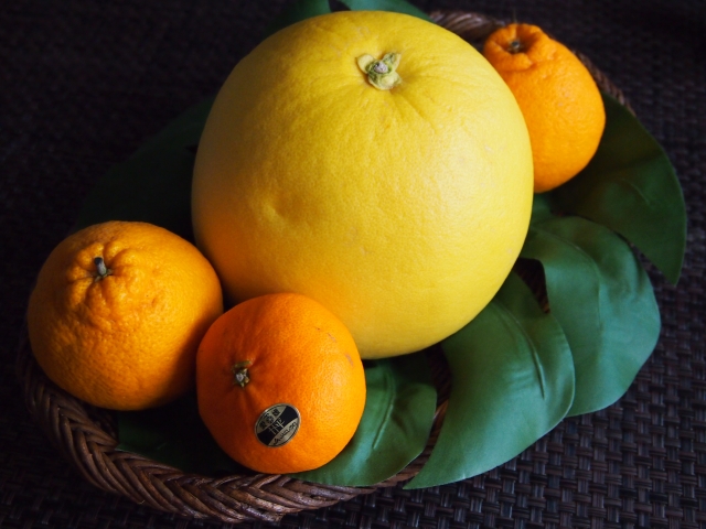 晩白柚(ばんぺいゆ)の食べ方・むき方・選び方・皮レシピ。熊本県八代名産の世界一の柑橘類果物が万能すぎる！